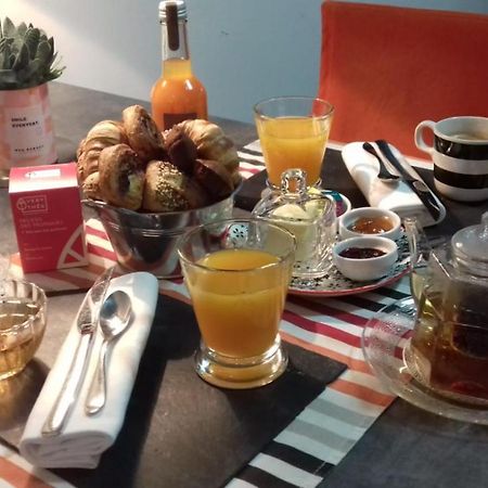 B&B Au Moulin De Riottier Jayat エクステリア 写真